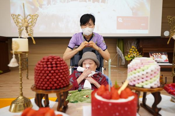 2025년 1월 단체생신잔치 이미지